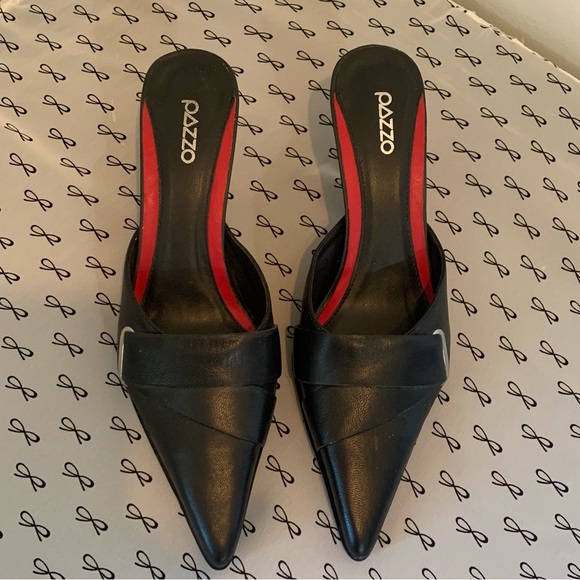PAZZO Shoes - Pazzo Black Leather Kitten Heel Mules